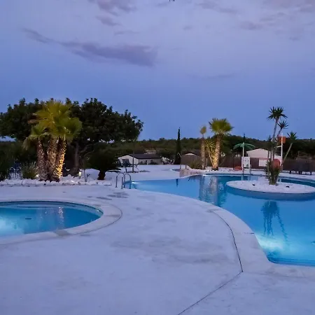 Campsite L'orangeraie 2*