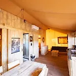 Camping L'orangeraie Cálig